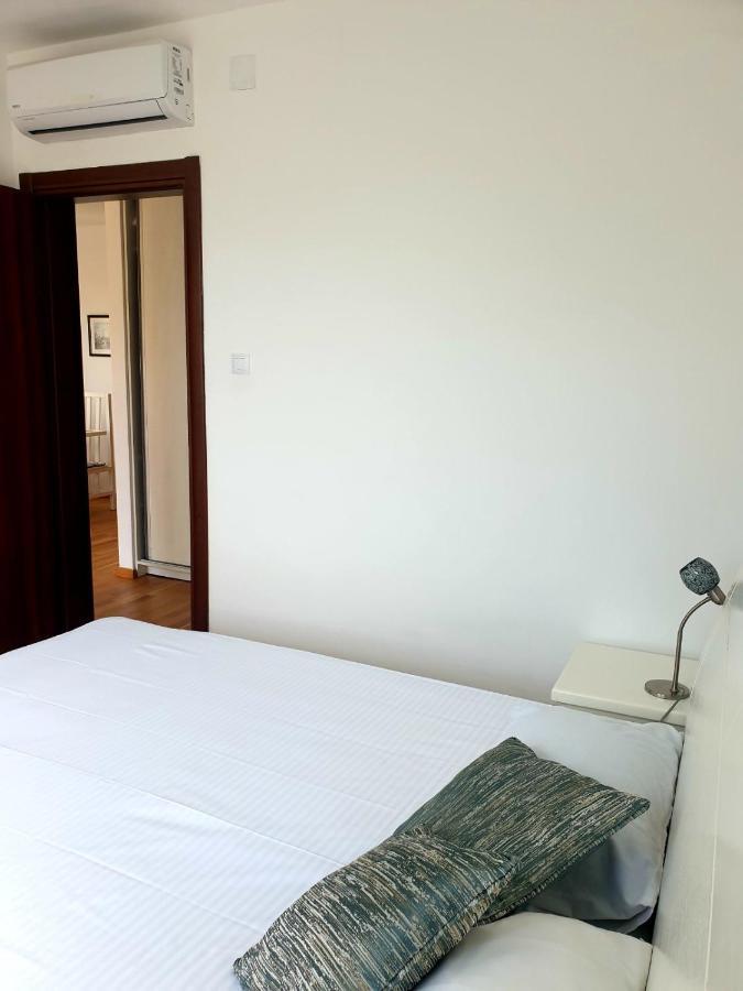 City & Sea Apartment Nearby Old Town 부드바 외부 사진