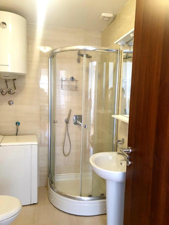 City & Sea Apartment Nearby Old Town 부드바 외부 사진